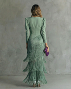 Clara | Vestido elegante con mangas de flecos